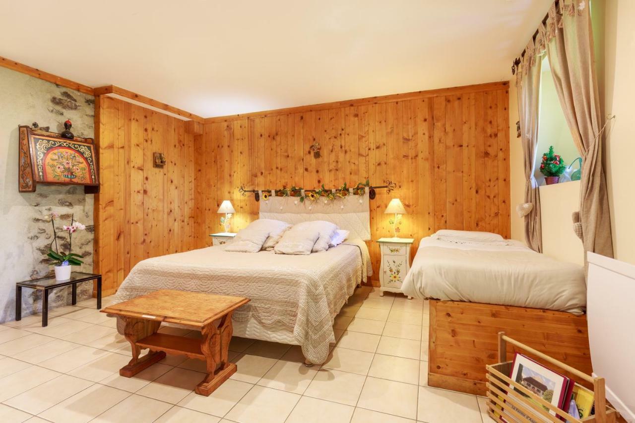 La Ferme D'Agathe Bed & Breakfast Sainte-Helene-sur-Isere Exterior photo