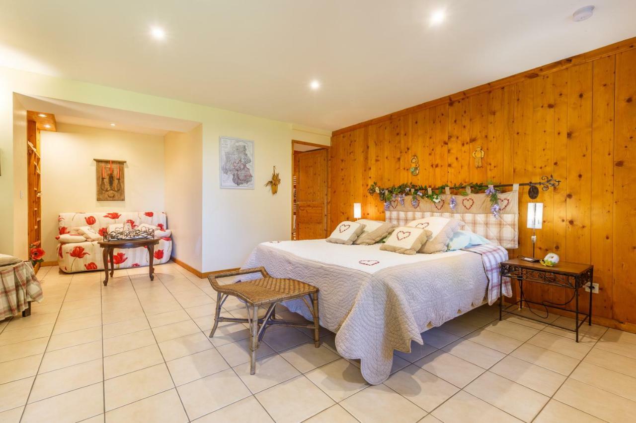 La Ferme D'Agathe Bed & Breakfast Sainte-Helene-sur-Isere Exterior photo