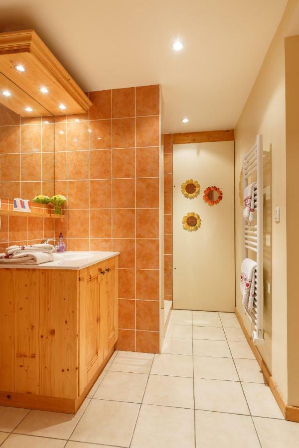 La Ferme D'Agathe Bed & Breakfast Sainte-Helene-sur-Isere Exterior photo