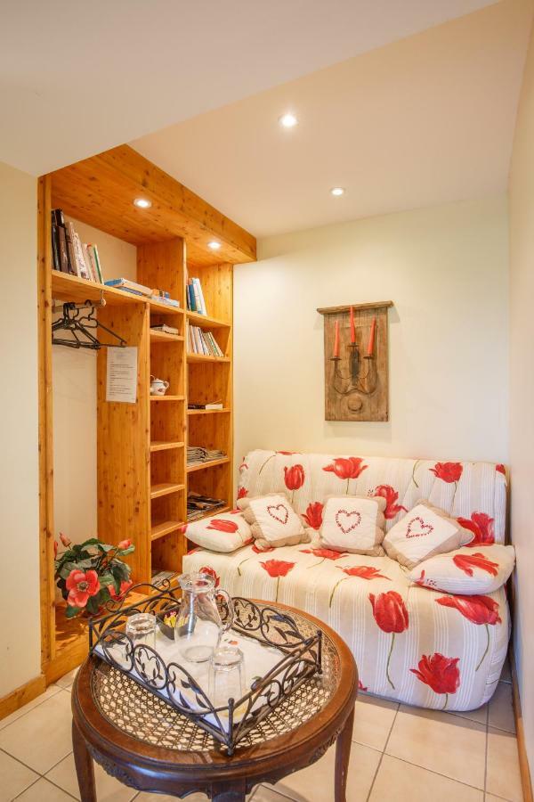 La Ferme D'Agathe Bed & Breakfast Sainte-Helene-sur-Isere Exterior photo